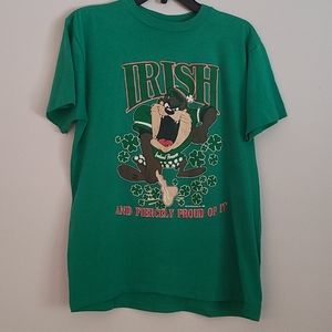 Vintage Looney Tunes Tazmanian Devil Irish 90's tshirt